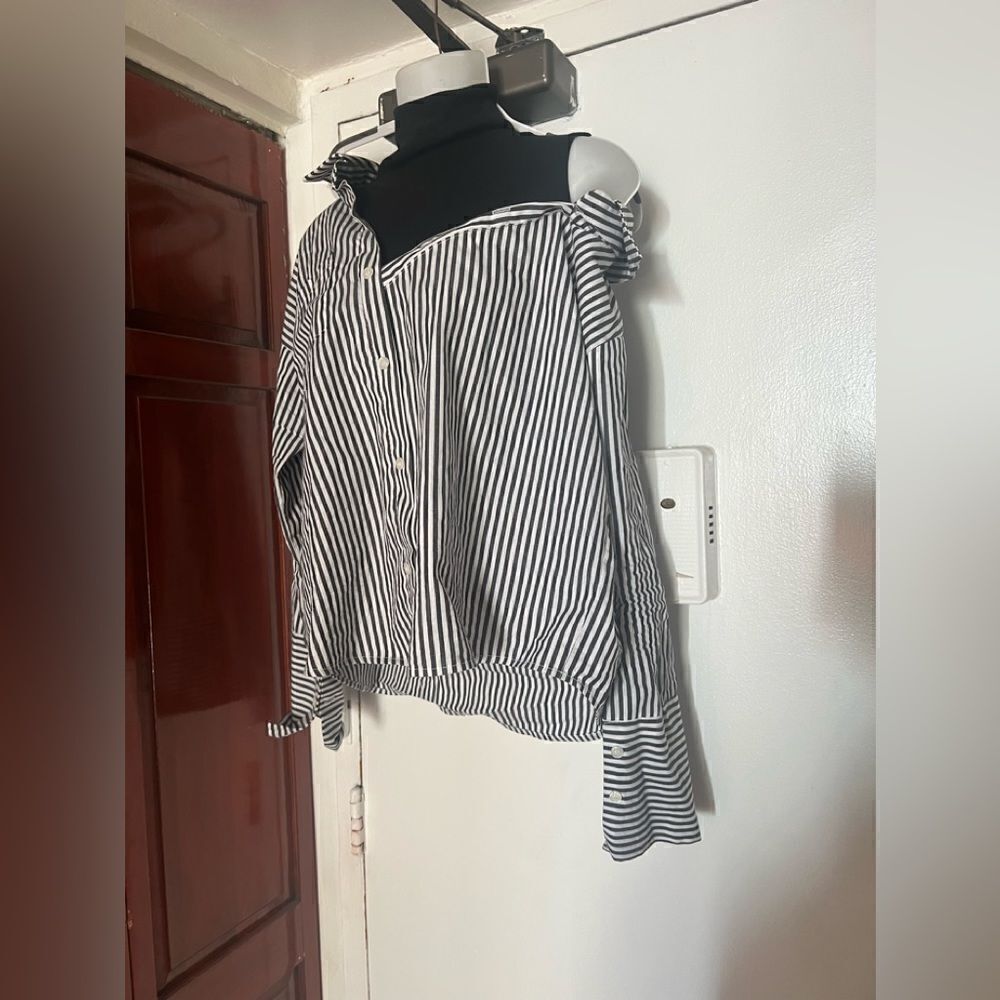 COPY - Storets cut out plaid layer dress shirt flowy